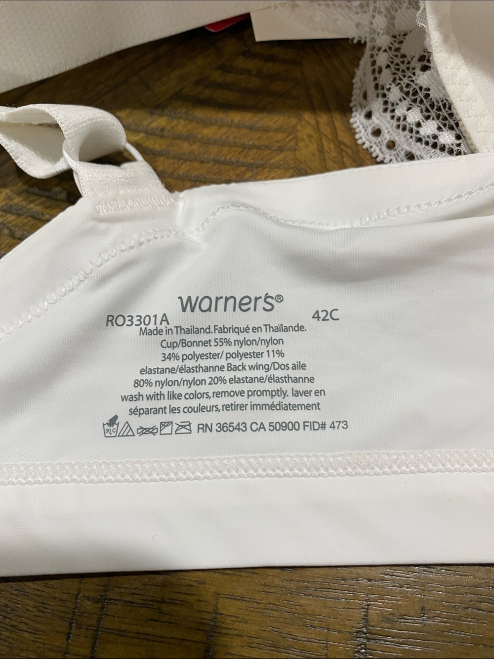 Warner’s/Vanity Fair 42C bras NWT - Picture 5 of 5